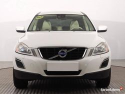 Biały Używany 2011 Volvo XC60 SUV | 40 999 zł (Uczciwa cena)