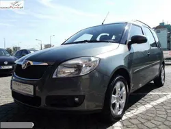 Zielony (metalik) Używany 2006 Skoda Roomster Minivan | 19 900 zł