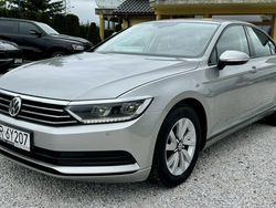 Szary Używany 2017 VW Passat Sedan/Limuzyna | 57 900 zł (Uczciwa cena)