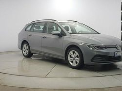 Szary Używany 2021 VW Golf VIII Life Kombi | 54 850 zł (Uczciwa cena)