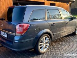 Niebieski Używany 2008 Opel Astra Kombi | 15 900 zł (Drogi)