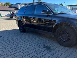 Czarny Używany 2004 VW Passat Kombi | 5600 zł (Dość drogi)