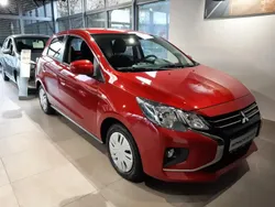 Czerwony Używany 2023 Mitsubishi Space Star | 63 990 zł