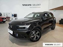 Czarny Używany 2024 Volvo XC40 SUV | 159 900 zł (Uczciwa cena)