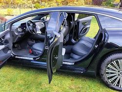 Czarny Używany 2021 Mercedes EQS450+ Sedan/Limuzyna | 259 900 zł