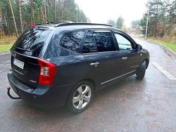Używany 2007 Kia Carens Minivan | 9999 zł