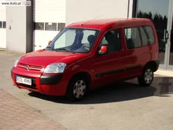 Czerwony Używany 2005 Citroën Berlingo Minivan | 26 000 zł