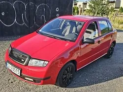 Czerwony Używany 2004 Skoda Fabia Hatchback | 4400 zł (Uczciwa cena)
