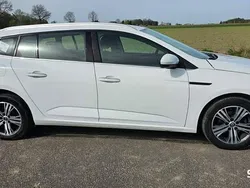 Biały Używany 2023 Renault Mégane GrandTour Kombi | 46 999 zł