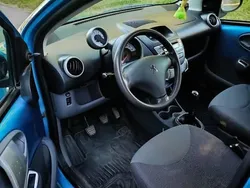 Niebieski Używany 2005 Peugeot 107 Hatchback | 5900 zł (Uczciwa cena)