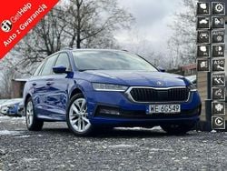 Niebieski Używany 2022 Skoda Octavia Kombi | 56 890 zł (Uczciwa cena)