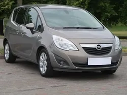 Brązowy Używany 2010 Opel Meriva Minivan | 11 499 zł (Dobra cena)