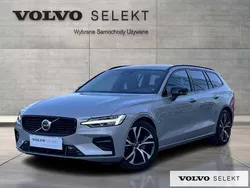 Srebrny Używany 2024 Volvo V60 Kombi | 179 900 zł (Uczciwa cena)
