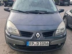 Używany 2008 Renault Scénic II Minivan | 8500 zł (Uczciwa cena)