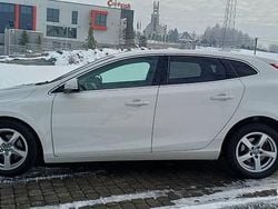 Biały Używany 2012 Volvo V40 Hatchback | 26 900 zł (Uczciwa cena)