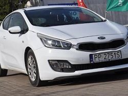Biały Używany 2011 Kia ProCeed Hatchback | 23 999 zł