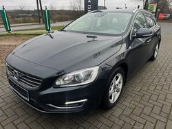 Grafitowy (metalik) Używany 2015 Volvo V60 Kombi | 43 900 zł (Uczciwa cena)