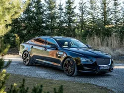 Czarny (metalik) Używany 2016 Jaguar XJ Portfolio Sedan/Limuzyna | 116 999 zł