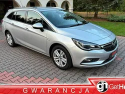 Srebrny Używany 2016 Opel Astra Kombi | 36 000 zł (Dość drogi)