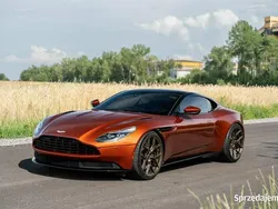 Pomarańczowy (metalik) Używany 2018 Aston Martin DB11 Coupe | 669 777 zł