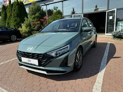 Zielony Nowe 2024 Hyundai i20 Comfort Hatchback | 74 500 zł (Uczciwa cena)