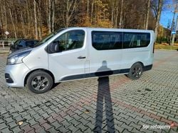 Srebrny Używany 2016 Renault Trafic Van | 54 700 zł (Dobra cena)