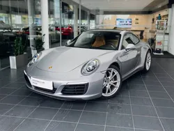 Gt silver metallic Używany 2017 Porsche 911 Carrera 4 Coupe | 419 900 zł