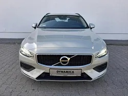Srebrny (metalik) Używany 2022 Volvo V60 Kombi | 108 900 zł (Super Cena)