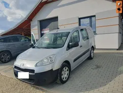 Srebrny Używany 2014 Peugeot Partner Minivan | 19 950 zł (Dobra cena)