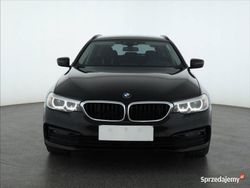 Czarny Używany 2018 BMW 518 Kombi | 82 999 zł (Uczciwa cena)