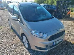 Srebrny Używany 2018 Ford Tourneo Courier Minivan | 27 786 zł (Uczciwa cena)