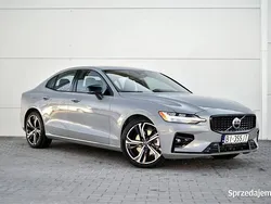 Szary Używany 2024 Volvo S60 Core Sedan/Limuzyna | 158 500 zł