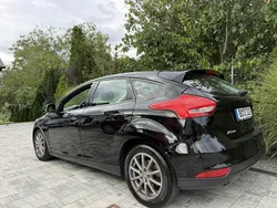 Czarny Używany 2015 Ford Focus Hatchback | 32 900 zł (Uczciwa cena)