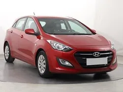 Czerwony Używany 2016 Hyundai i30 Hatchback | 39 999 zł (Uczciwa cena)