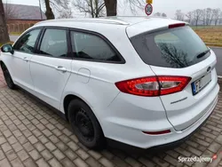 Biały Używany 2017 Ford Mondeo Kombi | 39 000 zł