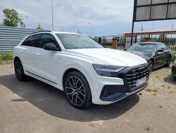 Biały Używany 2023 Audi Q8 SUV | 227 203 zł