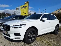 Biały Używany 2020 Volvo XC60 SUV | 149 900 zł (Uczciwa cena)