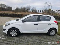 Biały Używany 2014 Hyundai i20 Hatchback | 15 900 zł (Uczciwa cena)