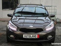 Brązowy (metalik) Używany 2014 Kia Ceed Premium Kombi | 38 888 zł