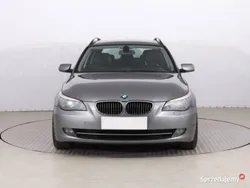 Szary Używany 2009 BMW 525 Kombi | 27 999 zł (Uczciwa cena)