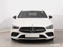 Biały Używany 2019 Mercedes CLA200 Kombi | 105 999 zł (Uczciwa cena)
