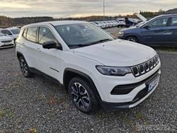 Biały Używany 2024 Jeep Compass SUV | 88 314 zł (Super Cena)