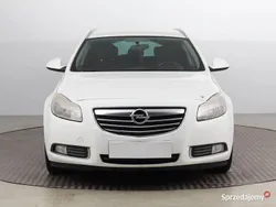 Biały Używany 2011 Opel Insignia Kombi | 11 999 zł (Dobra cena)