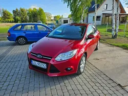 Bordowy (metalik) Używany 2014 Ford Focus Hatchback | 25 900 zł (Dobra cena)