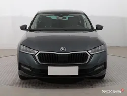 Szary Używany 2020 Skoda Octavia Hatchback | 60 999 zł (Uczciwa cena)