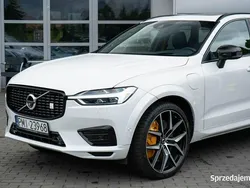 Biały Używany 2020 Volvo XC60 R-Design SUV | 179 900 zł (Uczciwa cena)