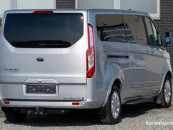 Srebrny Używany 2023 Ford Tourneo Custom Titanium Sedan/Limuzyna | 159 900 zł (Uczciwa cena)