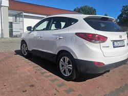 Biały Używany 2011 Hyundai ix35 SUV | 32 000 zł (Uczciwa cena)