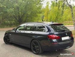 Granatowy Używany 2014 BMW 518 Kombi | 43 900 zł