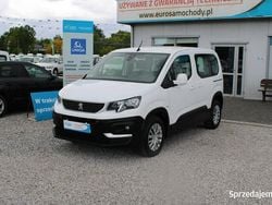 Biały Używany 2021 Peugeot Rifter Active Minivan | 54 900 zł (Uczciwa cena)